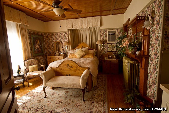 Victoria's Historic Inn, The Chase Suite Bedroom | Victoria's Historic Inn and Carriage House B&B | Image #7/15 | 