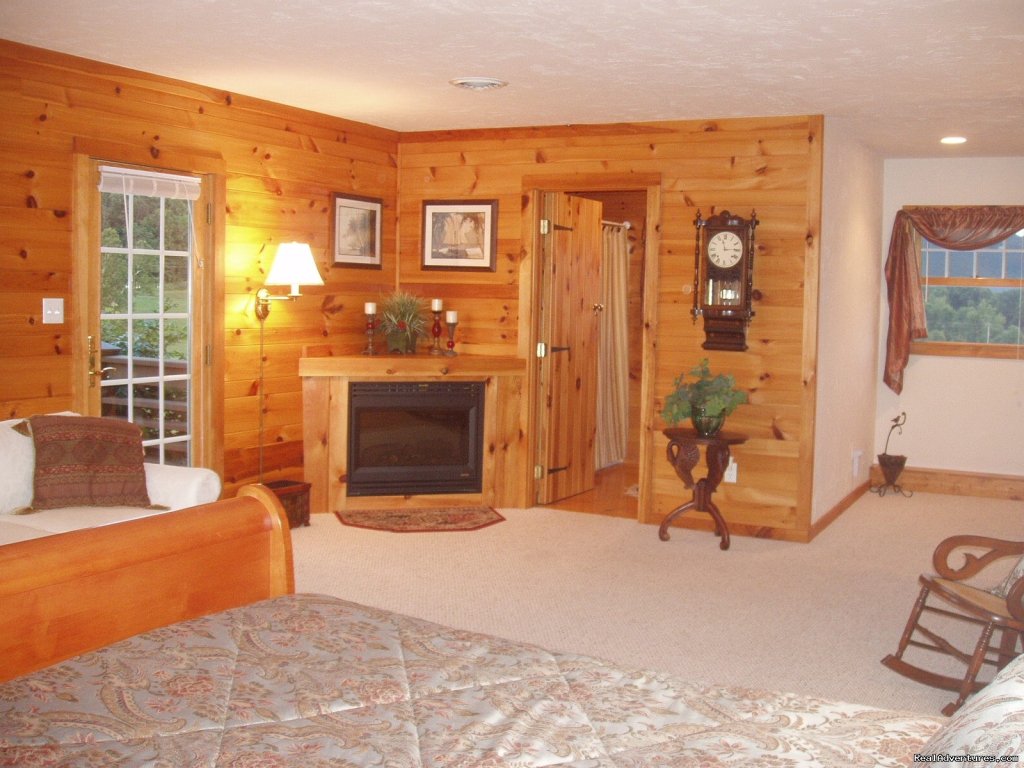 The Cornwall B&B Suite | Enjoy the Great Outdoors at Fox Hill B&B Suites | Image #3/21 | 