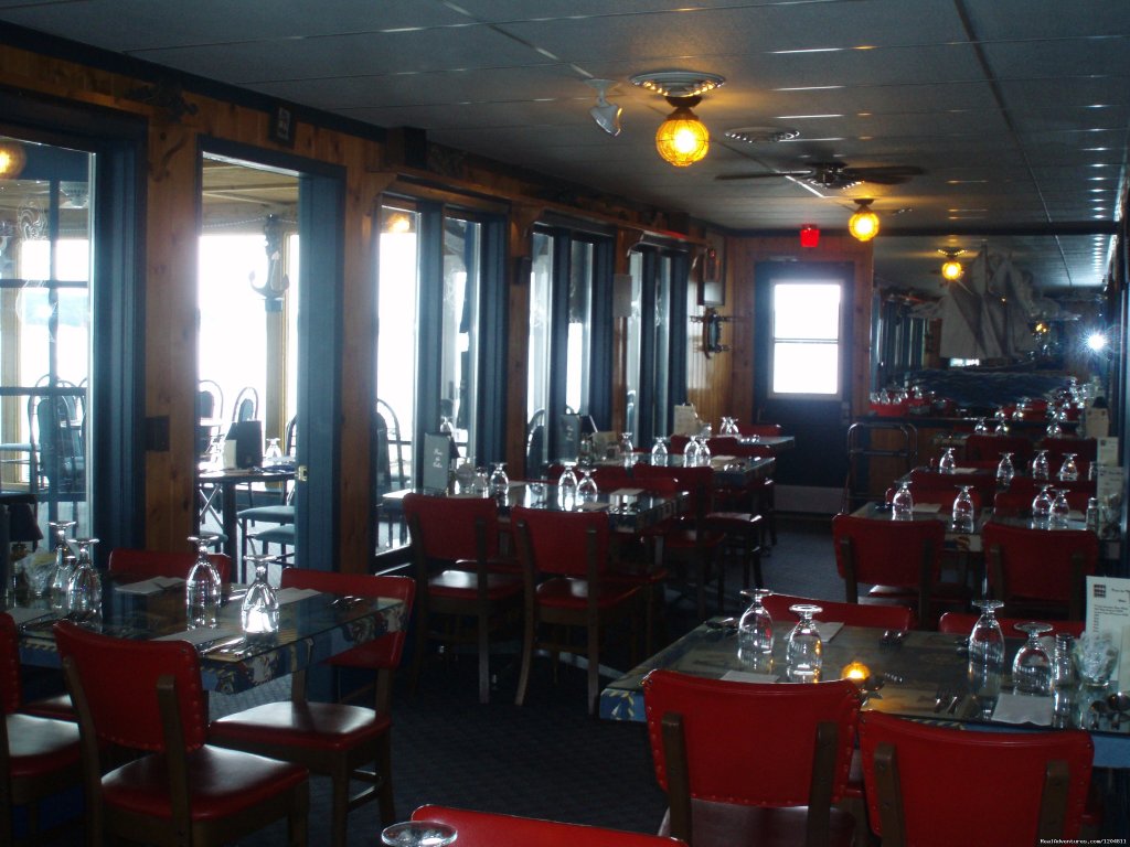 Mariner Dining Room | Cove Motel & Mariner Dining Room | Image #9/15 | 