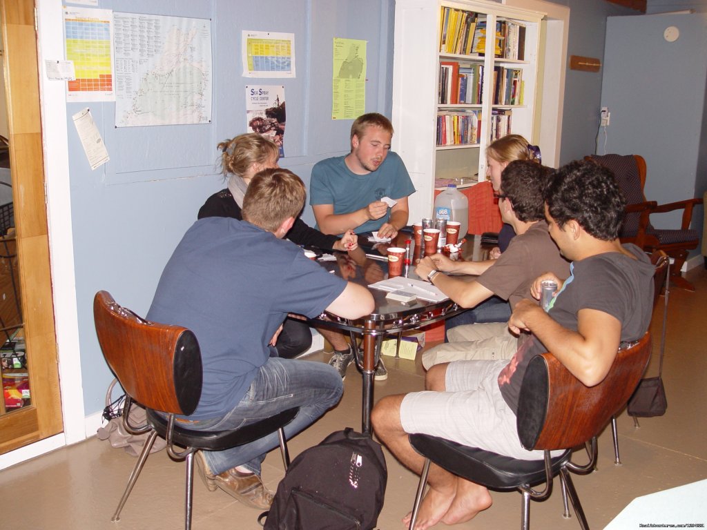 Dining Area | Cabot Trail Backpackers Hostel | Image #12/17 | 