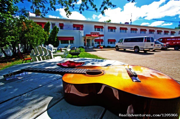 The Holiday Music Motel, Photo credit: Ty Helbach | Holiday Music Motel | Sturgeon Bay, Wisconsin  | Hotels & Resorts | Image #1/20 | 