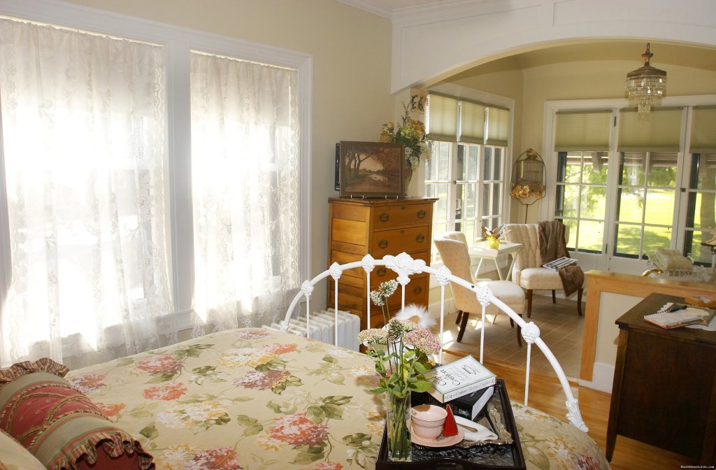 Suite4 William Wordsworth | Relax at the Historic Westphal Mansion Inn B&B | Image #7/7 | 