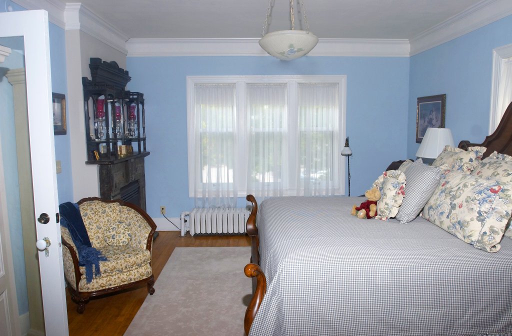 Suite3 Walt Whitman | Relax at the Historic Westphal Mansion Inn B&B | Image #6/7 | 