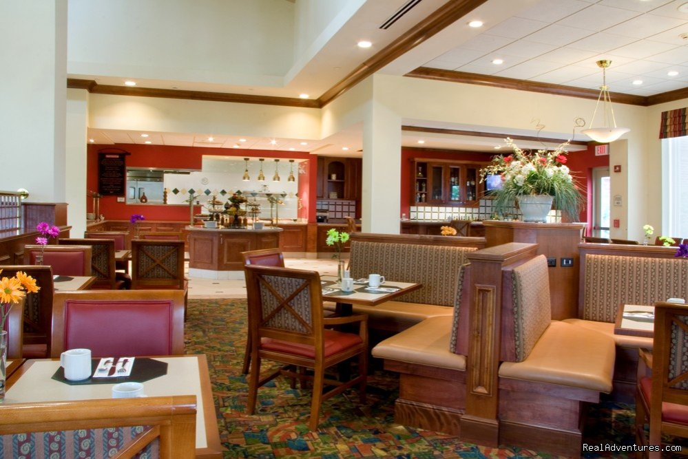 Great American Grill breakfast area | Hilton Garden Inn Madison West | Middleton, Wisconsin  | Hotels & Resorts | Image #1/5 | 