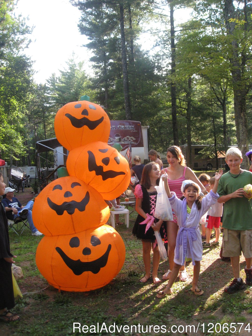 Halloween in August | Chain-O-Lakes Campground | Image #7/10 | 