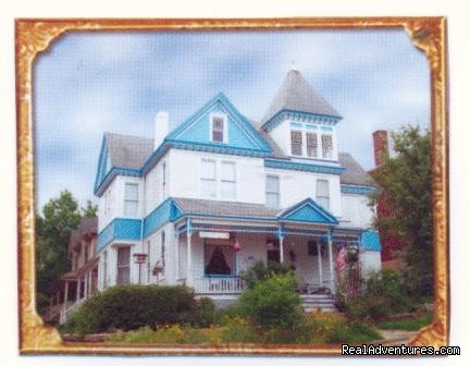 Hannibal Garden House Bed & Breakfast | Hannibal, Missouri  | Bed & Breakfasts | Image #1/1 | 