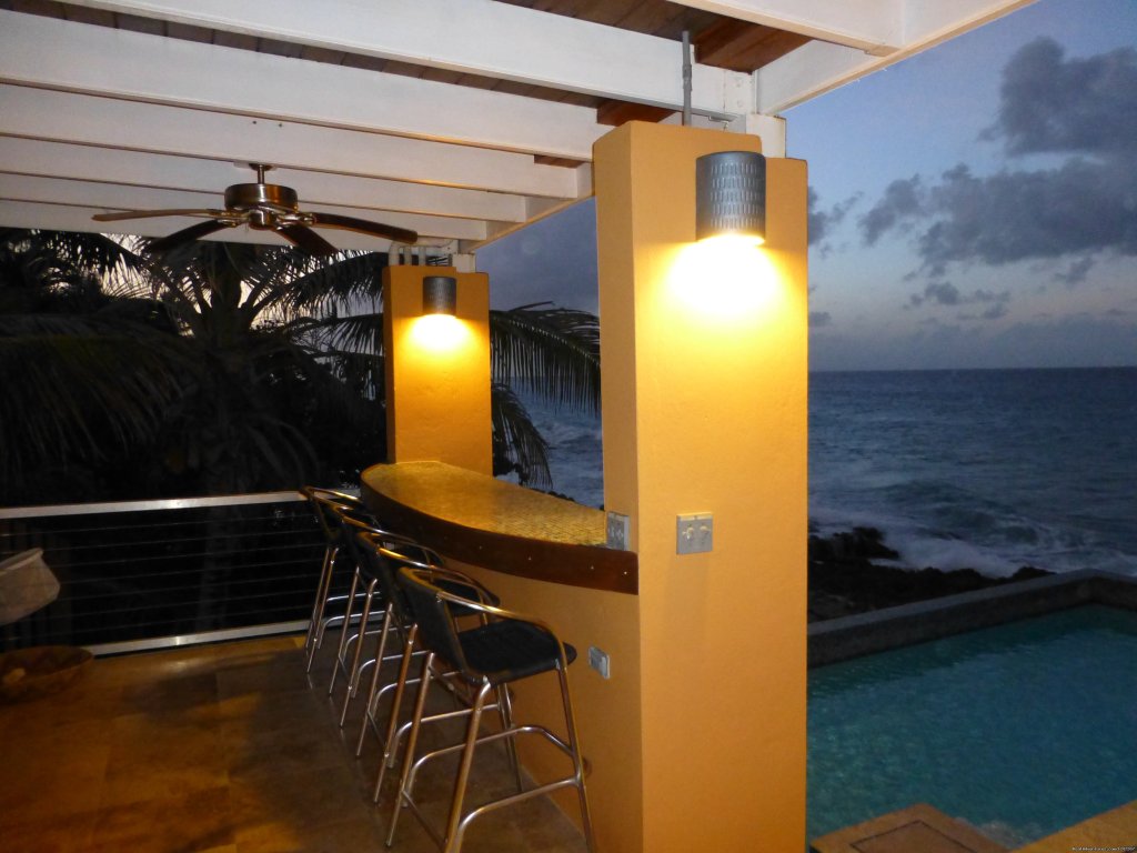 Drinks at the Bar overlooking the pool and ocean | SeaViewPlay  New Pool & Fabulous Ocean Front Villa | Image #14/26 | 