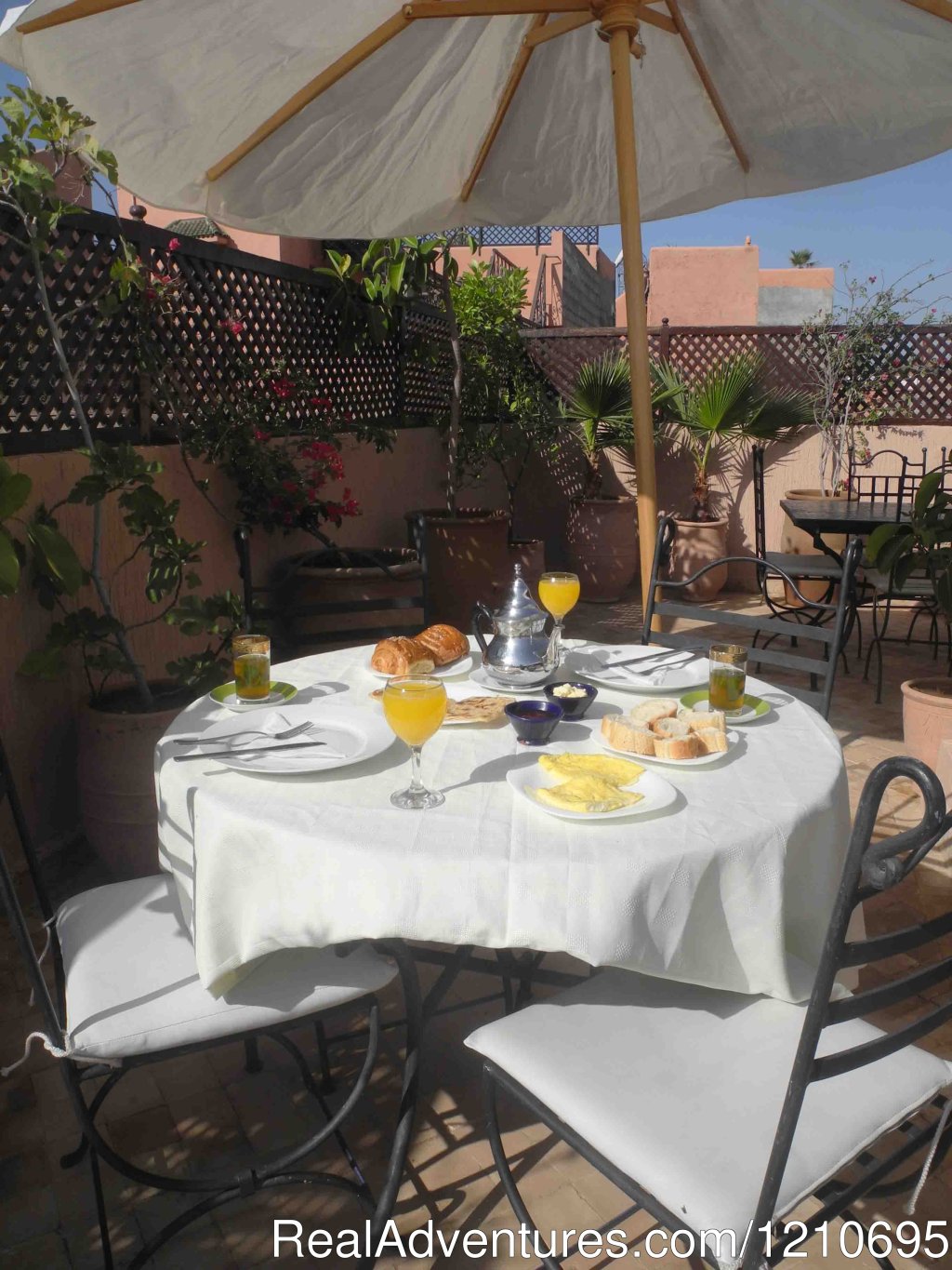 Roof Top Terrace | Riad Linda - Great Central Location | Image #10/26 | 