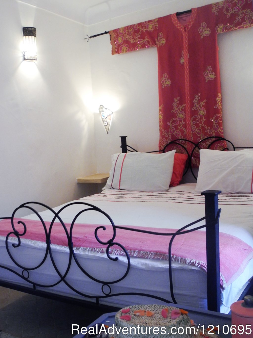 Rose Double Room | Riad Linda - Great Central Location | Image #23/26 | 