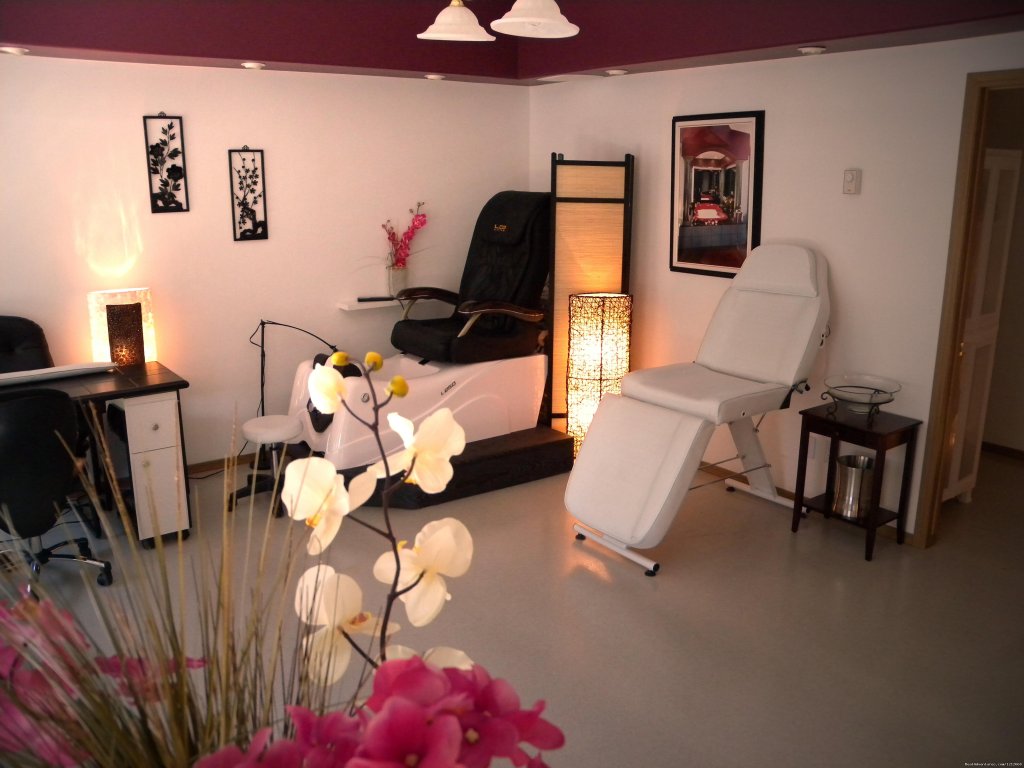 Country Charm Resort - Private Day Spa | Country Charm Romantic Resort | Image #13/25 | 