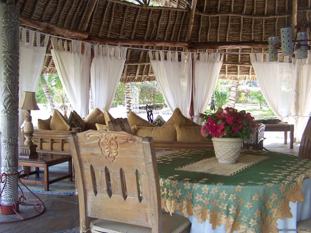 living room | Charming Villas in Kenya for vacation Holiday rent | Image #4/20 | 