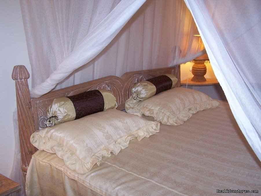 master bed room  | Charming Villas in Kenya for vacation Holiday rent | Image #9/20 | 