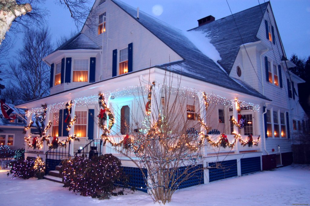 Main House at Christmas | Atlantic Birches Inn | Image #23/25 | 