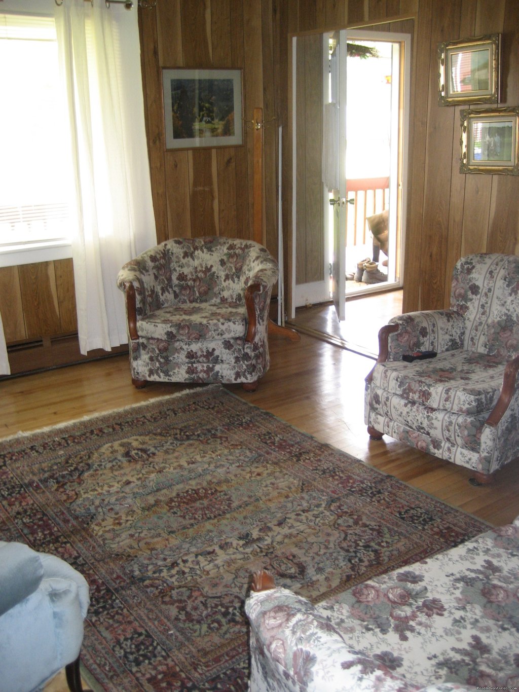 Living Room | Farmhouse Vacation Rental in Cape Breton | Image #4/21 | 