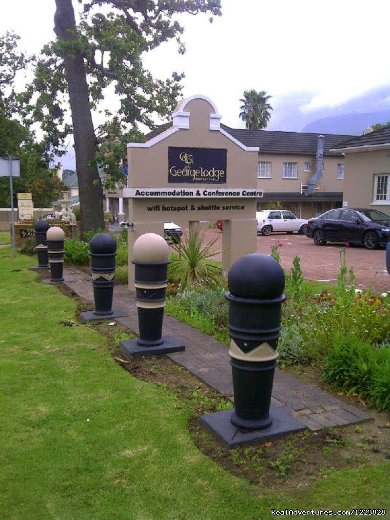 George Lodge Tours and Shuttles - Garden Route | Image #3/5 | 