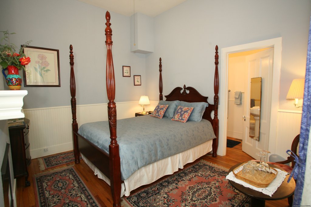 Periwinkle Room bedroom | Brannan Cottage Inn | Image #4/4 | 