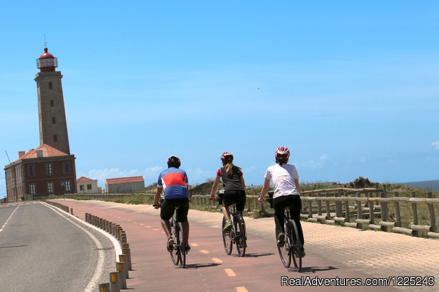 A2Z Adventures Biking W Portugal, Obidos to Fatima Photo