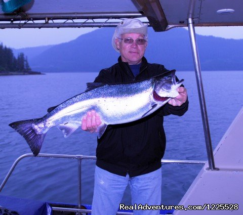 Homer Ocean Charters and Otter Cove Resort Photo