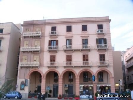 B&B Belveliero building | B&B Belveliero Trapani harbour/old town | Trapani, Italy | Bed & Breakfasts | Image #1/21 | 