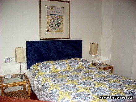 Bedroom | Herzlia Pituach suite 100 meters from beach | Image #3/6 | 