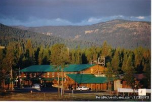 Bear Lodge Resort & Arrowhead Lodge | Dayton, Wyoming | Hotels & Resorts