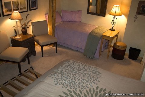 Single bed in Eagle Room