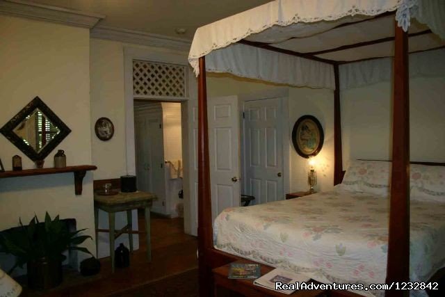 Guest Quarters 1 - $145 | Corners Mansion Inn  A Romantic Getaway | Image #8/19 | 