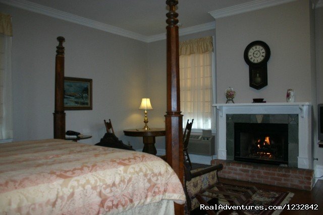 Galleries 4 - $165 The Wild West Room | Corners Mansion Inn  A Romantic Getaway | Image #15/19 | 