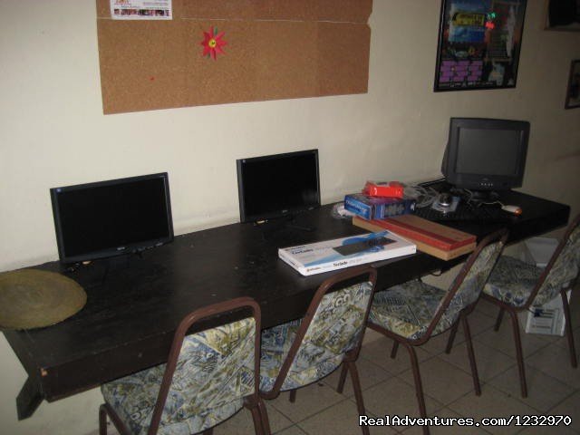3 Computer terminals | Backpackers Hostelling Center & Champ's Sports Bar | Image #21/23 | 