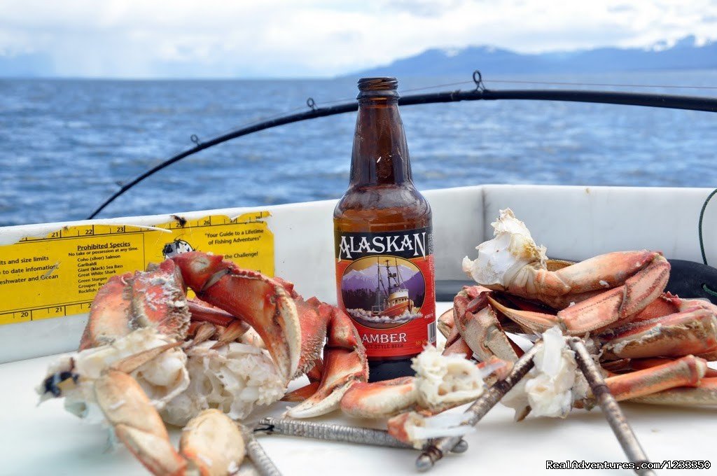 Dungeness Crab | Alaska's Liveaboard Glacier Bay Cruises, 5-7 days | Image #11/21 | 