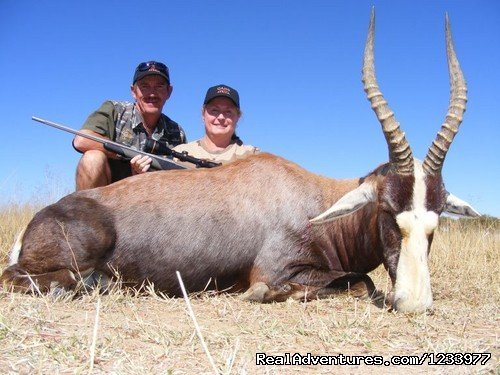 Hennie Viljoen Africa Hunting Safaris | Image #2/2 | 
