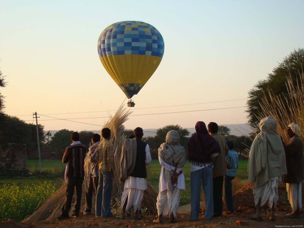 Sky Waltz Hot Air Balloon Flights & Rides | Image #4/9 | 