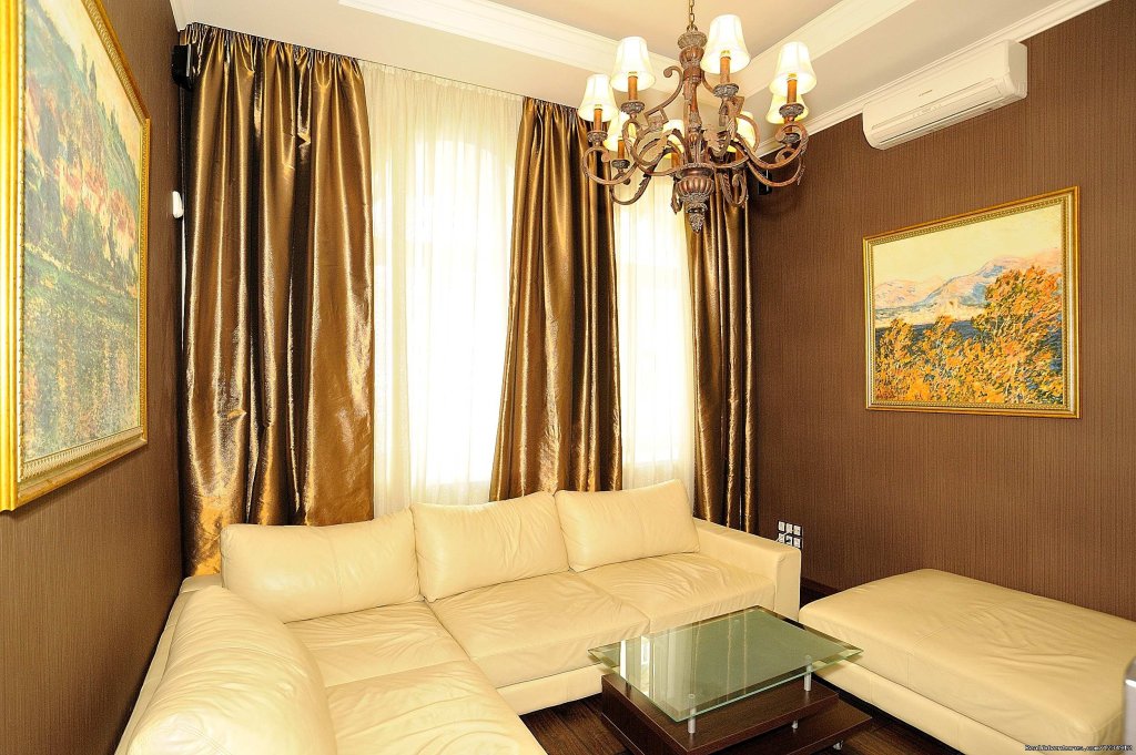 VIP 3room/2 bedroom apartment in the heart of Kiev | Image #3/24 | 