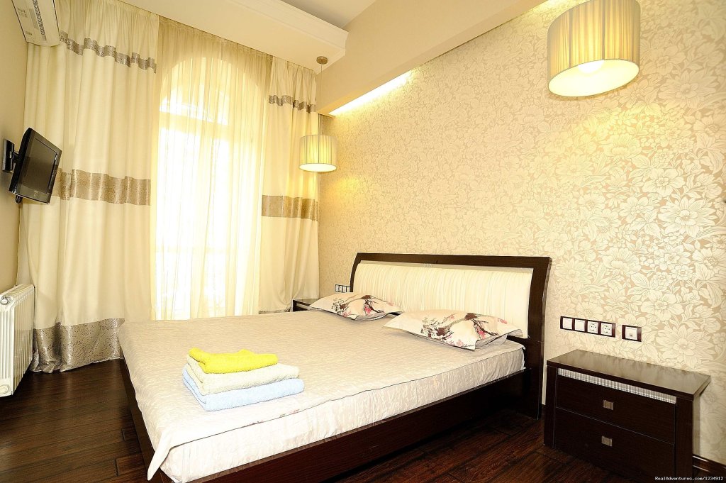 VIP 3room/2 bedroom apartment in the heart of Kiev | Image #11/24 | 