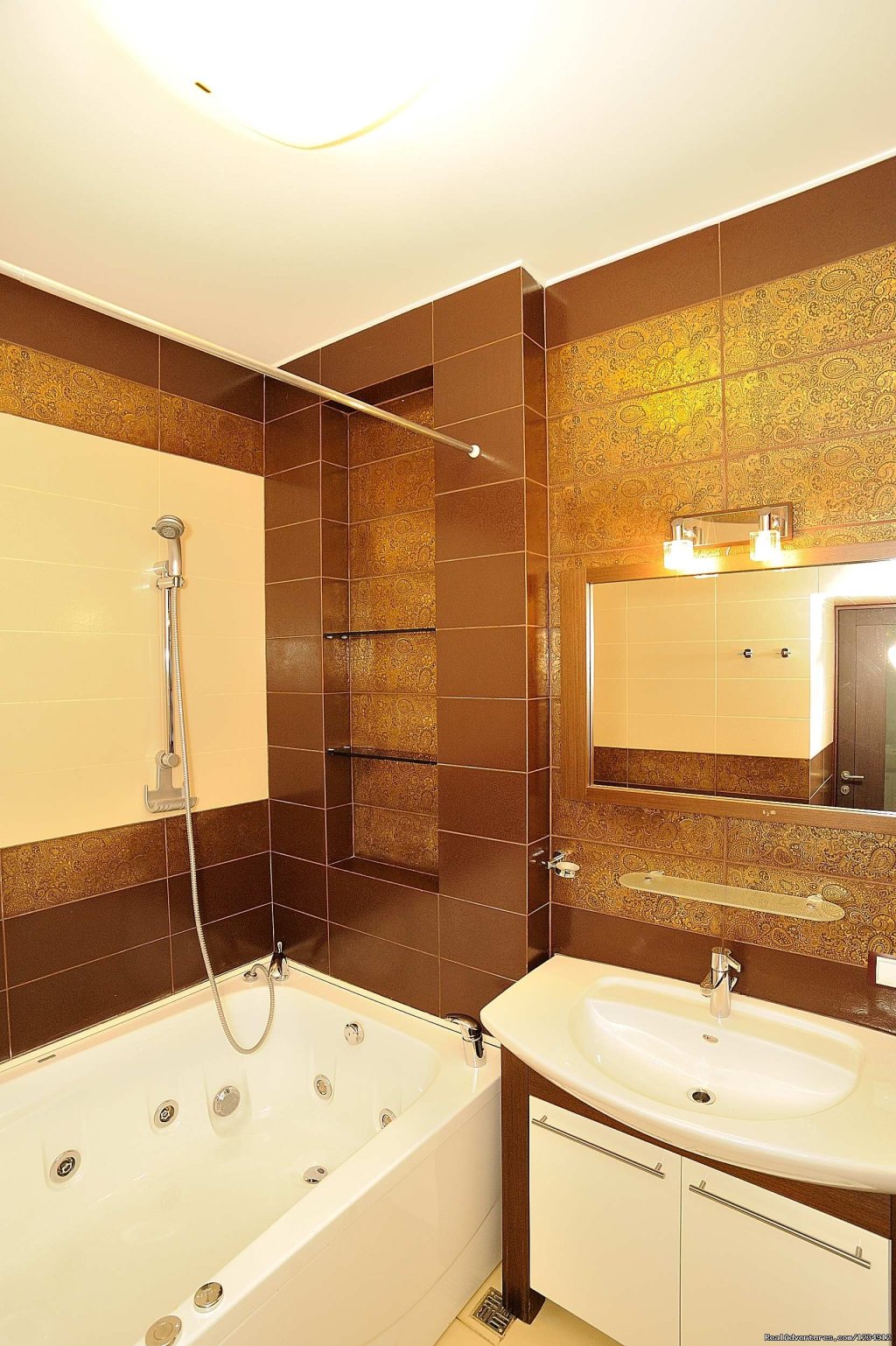 VIP 3room/2 bedroom apartment in the heart of Kiev | Image #23/24 | 