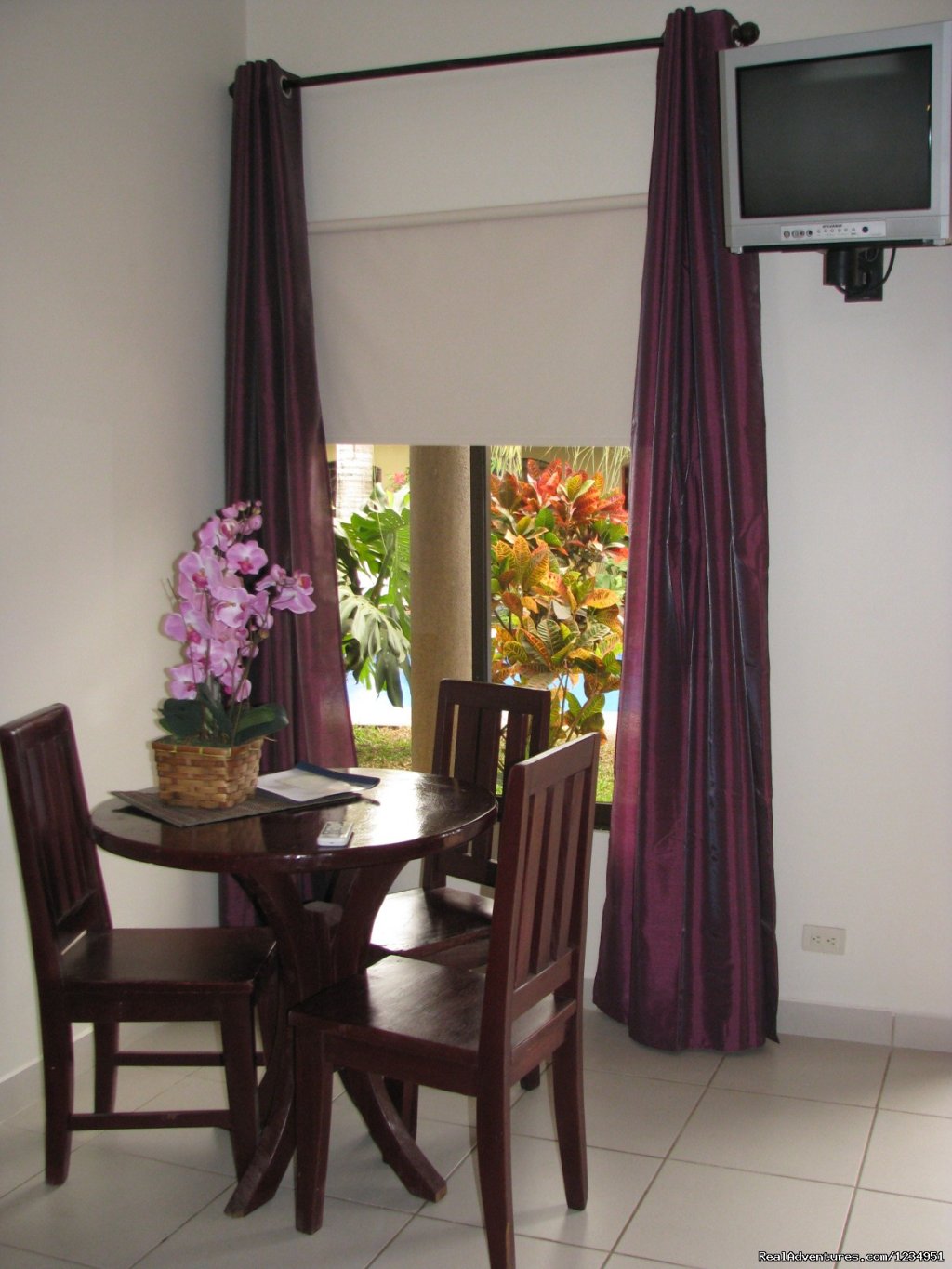 Dining Area | Las Brisas Resort and Vacation Villas | Image #5/17 | 