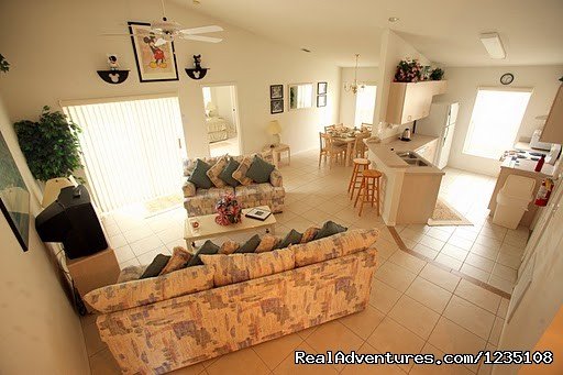 Open Floor Plan Lounge / Living Room | Florida Villa In Kissimmee 3Bed Windward Cay | Image #4/14 | 