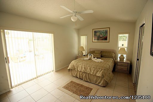 Master Bedroom | Florida Villa In Kissimmee 3Bed Windward Cay | Image #6/14 | 