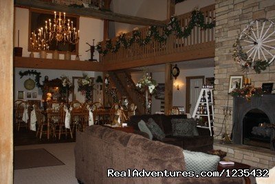 The Barn Inn Bed and Breakfast, Common Room Holiday | Romantic Barn Inn Bed and Breakfast | Image #4/20 | 