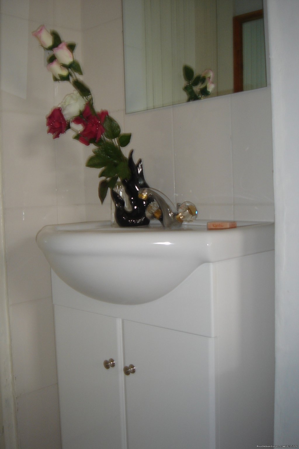 Apartments' Bathroom | Kundayo Serviced Apartments Lodge | Image #5/9 | 