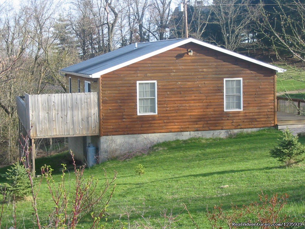 Side View | Escape to the country @ the Rim Of The World Cabin | Image #7/7 | 