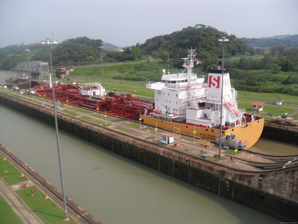 Canal of Panama | Costa Rica & Panama Tour  with Marvelus Travel | Image #14/16 | 