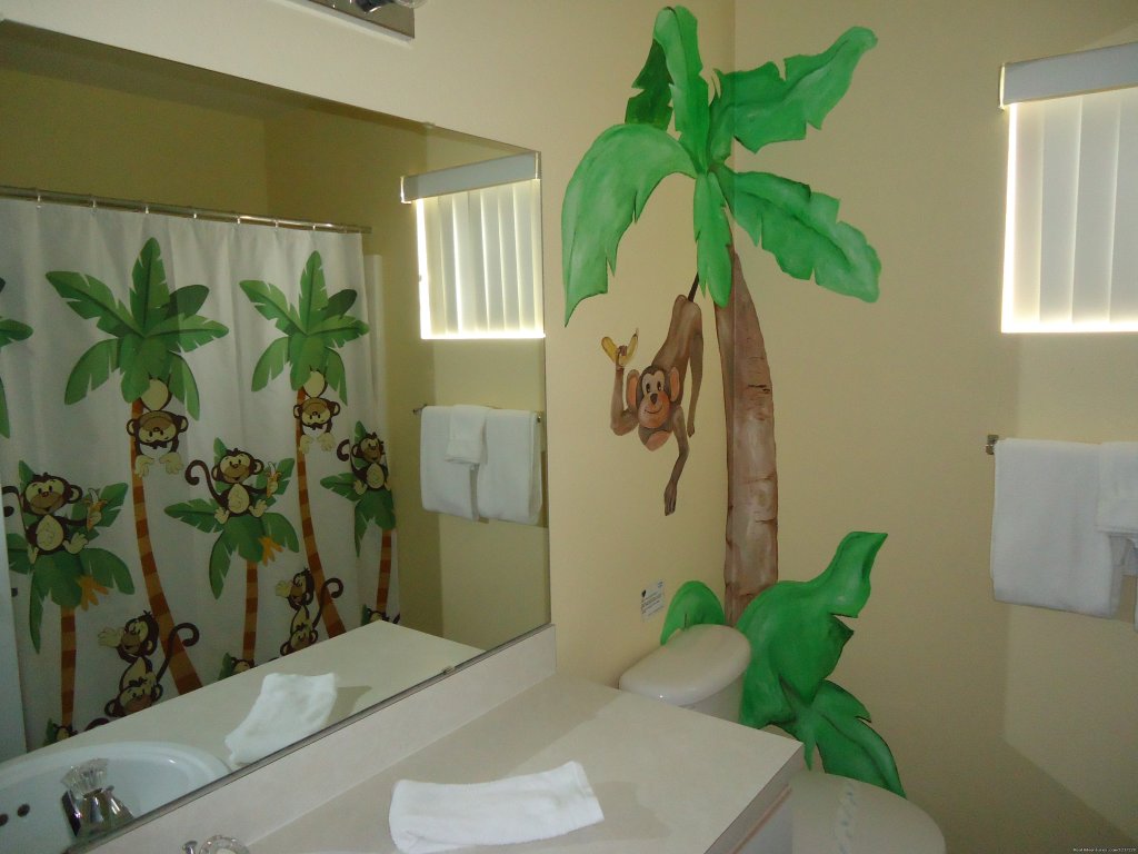 Jungle Retreat, pool home near Disney, wifi & more | Image #12/17 | 