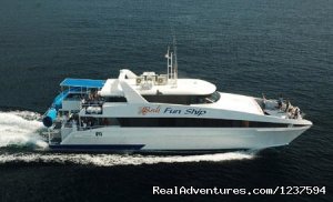 Lembongan Island Day Cruise