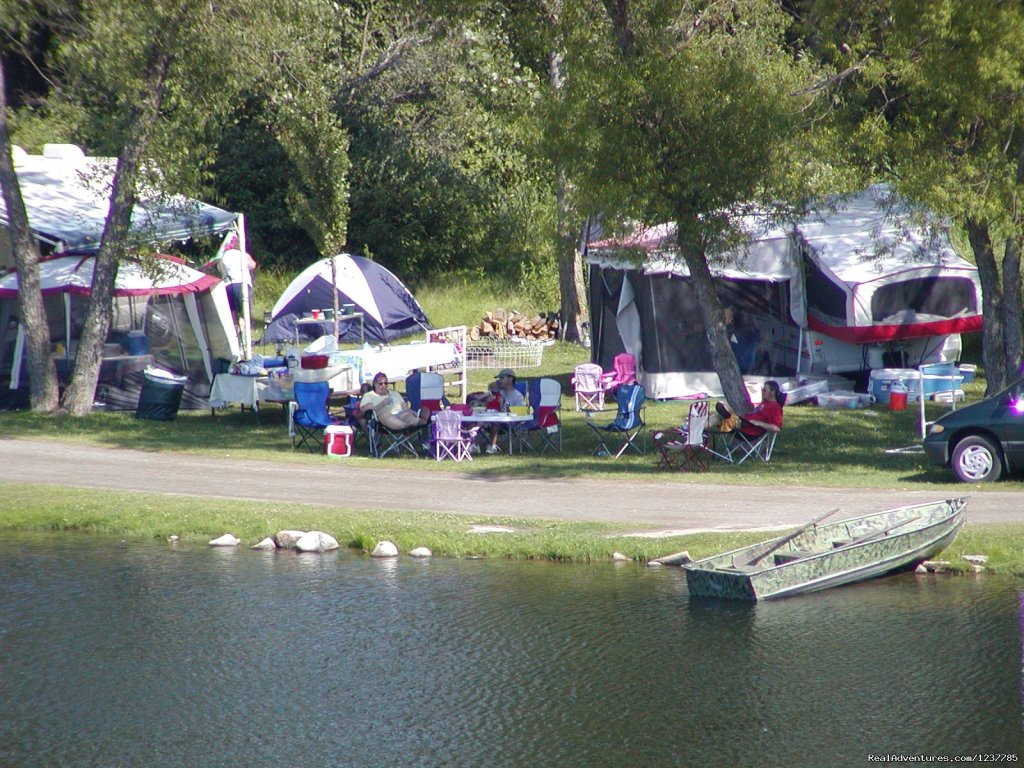 Lakeside Campsites | Indian Trails Campground | Image #7/19 | 