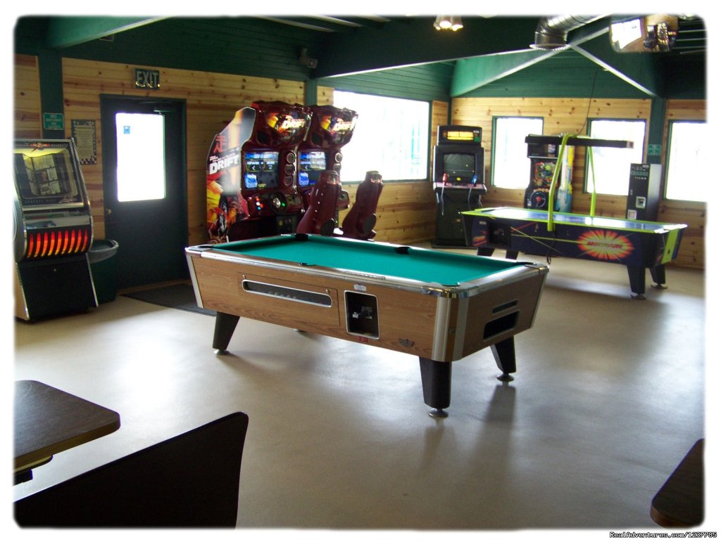 Game Room | Indian Trails Campground | Image #13/19 | 
