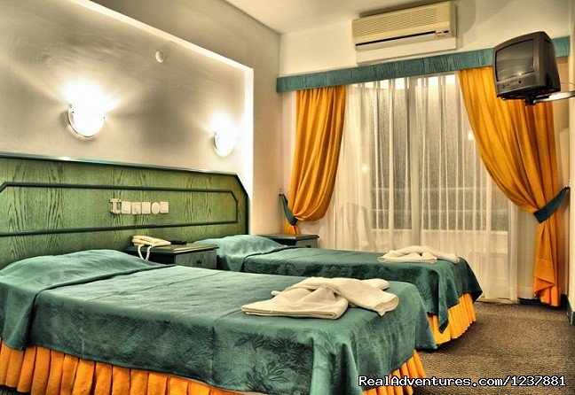 Twin room withn sea view | Great Value  Hotel in Kusadasi. Hotel ALBORA | Image #2/3 | 