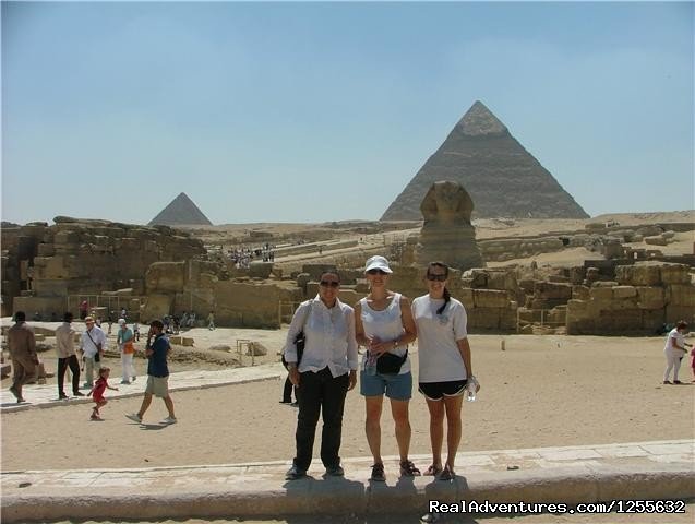 Giza Pyramids | Tour To The Pyramids And The National Museum | Cairo, Egypt | Sight-Seeing Tours | Image #1/3 | 