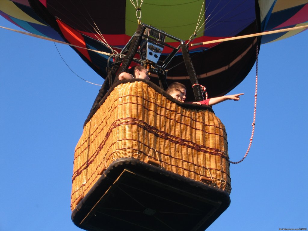 Fun for all ages | Sky Riders Balloon Team | Image #6/6 | 