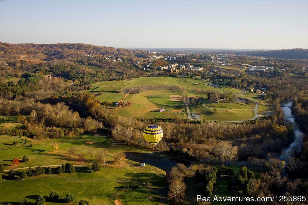 Balloons from abvoe | Monticello Country Ballooning | Image #3/11 | 